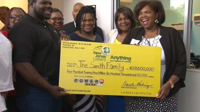 Семья Смит выиграла джекпот Powerball в $429 млн